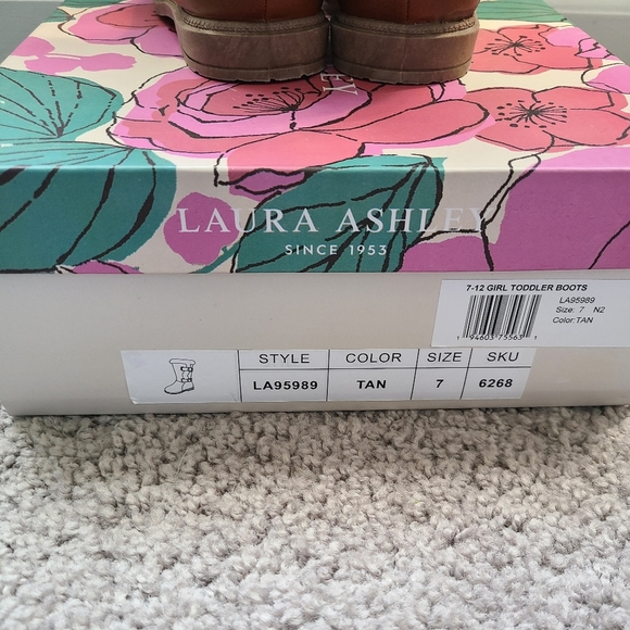 NWT Laura Ashley Tall Boots - Picture 2 of 4